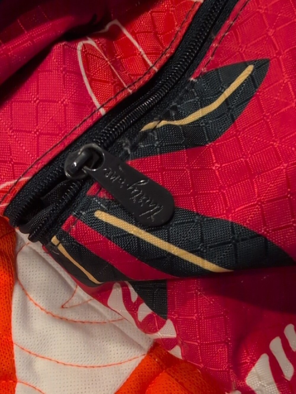 thirty-one Red Floral Travel Duffel - Picture 2 of 6